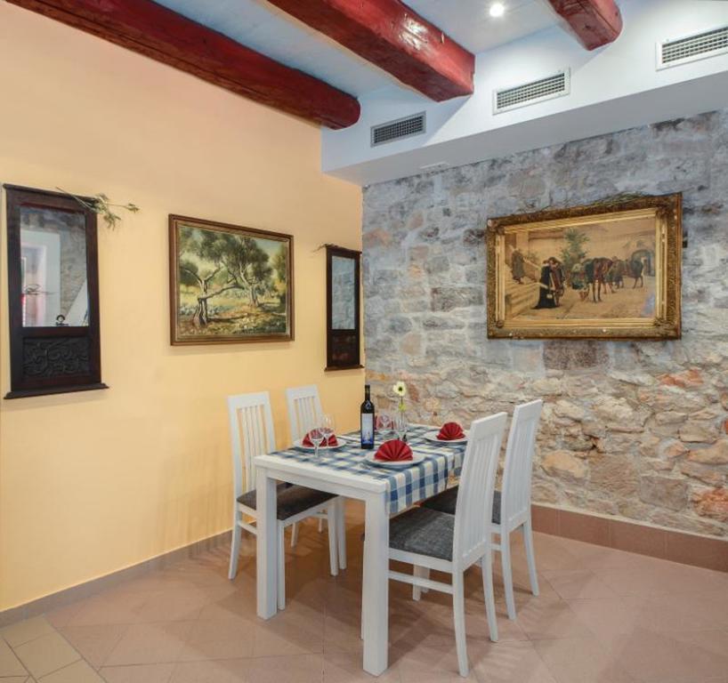 Centar Vodice Apartmani Exterior photo
